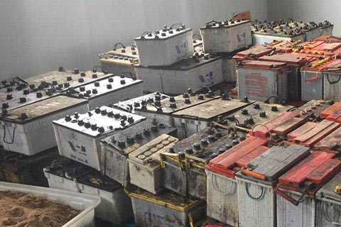 渭南蒲城废旧铅酸电池回收企业-上门回收废铅酸电池
